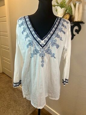 Tantrums White Blue V Neck Coastal Boho 100% Cotton Embroidery Blouse Sz L